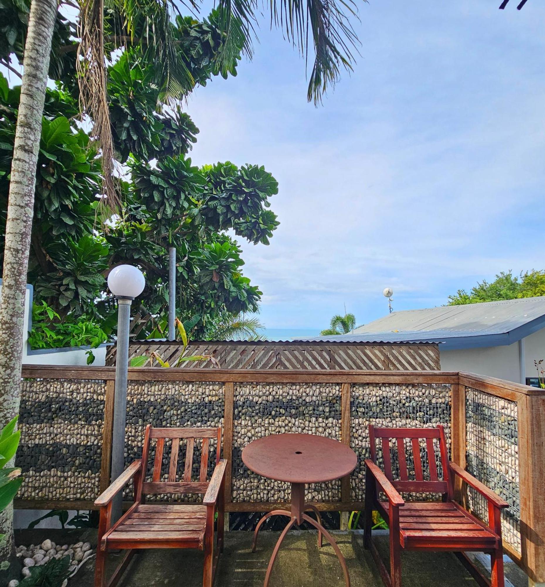 Sanalae Apartments Honiara Esterno foto