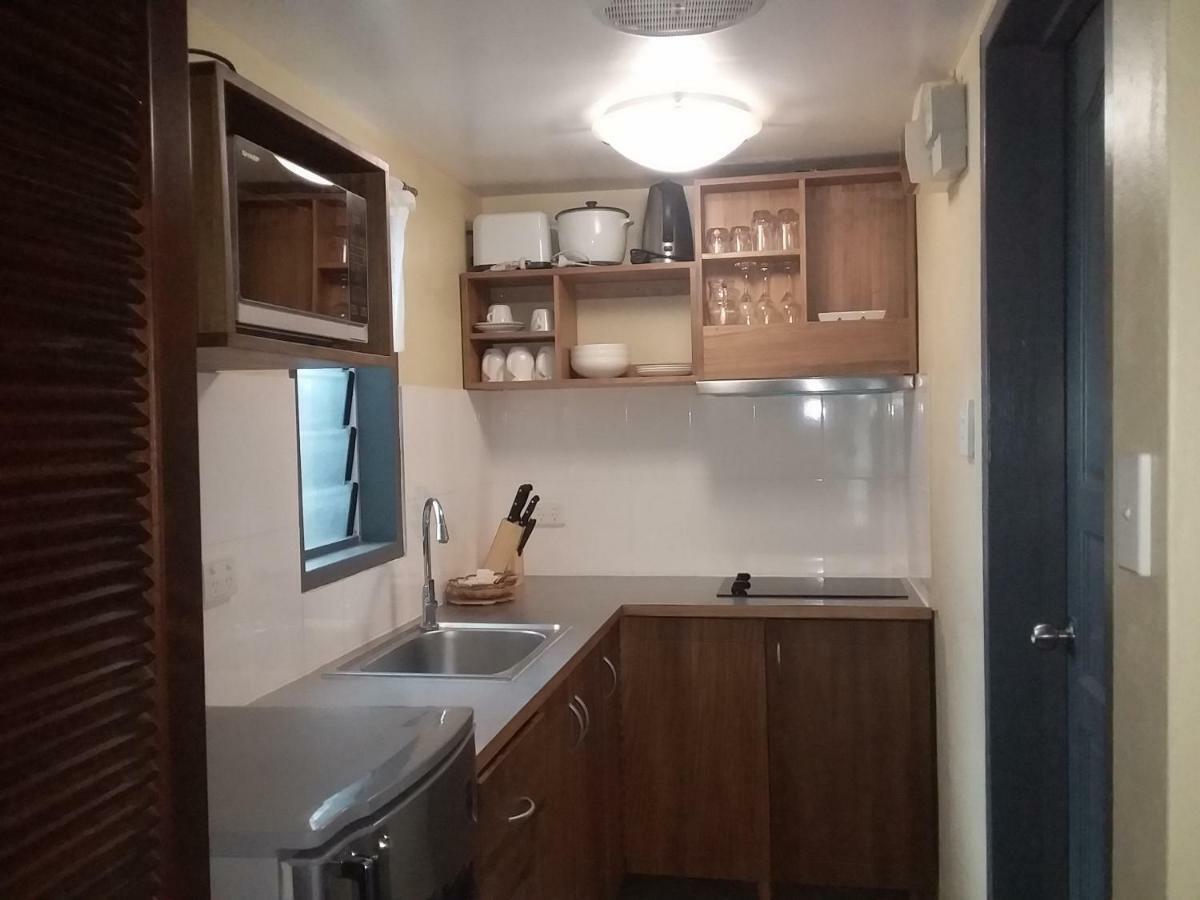 Sanalae Apartments Honiara Esterno foto