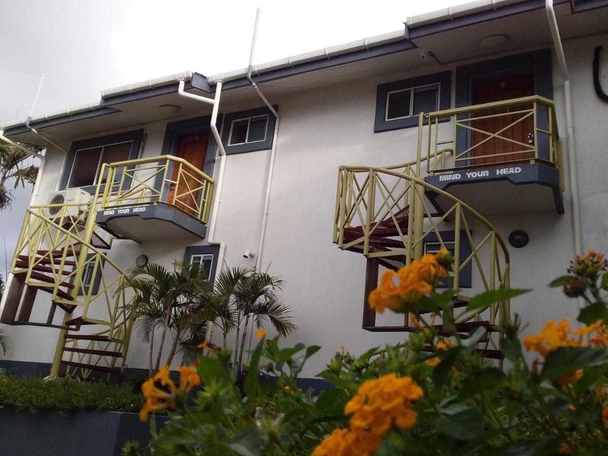 Sanalae Apartments Honiara Esterno foto